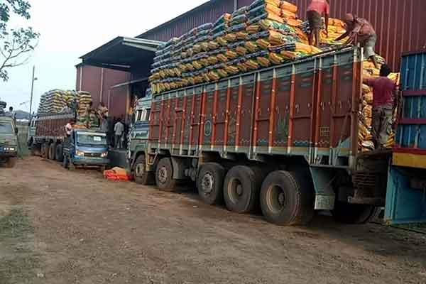 হিলি স্থলবন্দর দিয়ে মসলা পণ্যের আমদানি বৃদ্ধি, কমেছে দাম