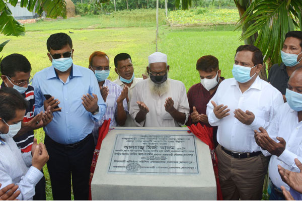 শেখ হাসিনার স্বপ্ন গ্রামকে শহরে রূপান্তরিত করা: মির্জা আজম  