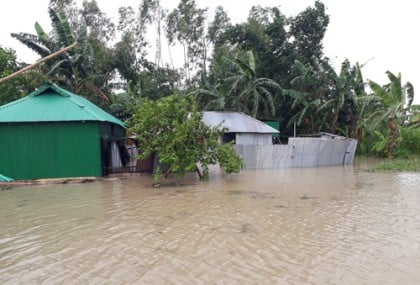তিস্তার পানি আবারও বিপদসীমার উপরে, অর্ধলক্ষাধিক মানুষ পানিবন্দি
