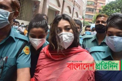 তিন দিনের রিমান্ডে ডা. সাবরিনা