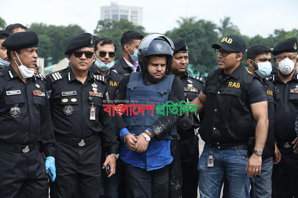 ঢাকায় আনা হয়েছে গ্রেফতার হওয়া রিজেন্ট গ্রুপের চেয়ারম্যান সাহেদকে