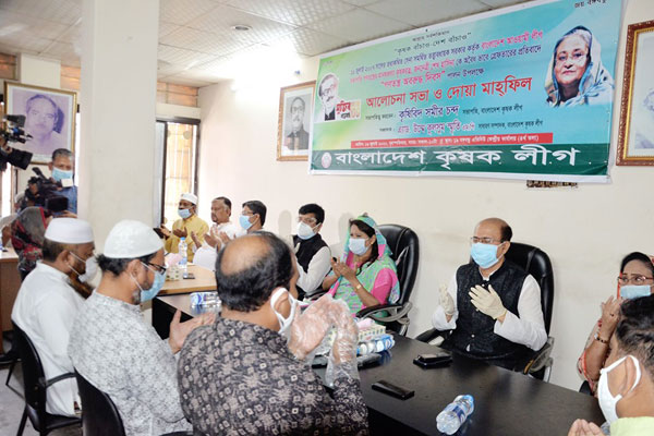 অনুপ্রবেশকারী নেত্রীর সাথে বেঈমানি করে: কৃষক লীগ নেতৃবৃন্দ