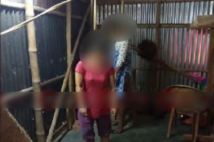 দুই বান্ধবীর এক প্রেমিক, অতঃপর একই দড়িতে আত্মহত্যা দু’জনের