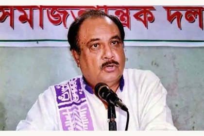 'ডিজির পদত্যাগ করোনা মোকাবেলায় সরকারের ব্যর্থতার প্রতিচ্ছবি'