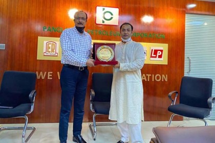 বসুন্ধরা এমডি ও বিপিসি চেয়ারম্যানের সৌজন্য সাক্ষাৎ