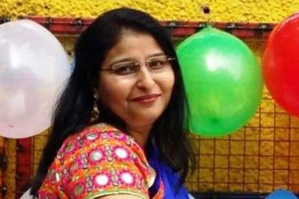 রাস্তায় ছোলা বিক্রি করে যেভাবে কোটিপতি এই নারী