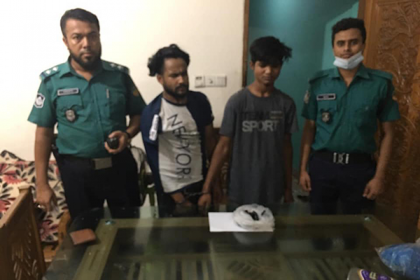 টঙ্গীতে তিন মাদক কারবারি গ্রেফতার