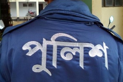 প্রেমতলী পুলিশ ফাঁড়ি অভিযোগ নিয়ে গেলেই ইনচার্জের গালাগালি