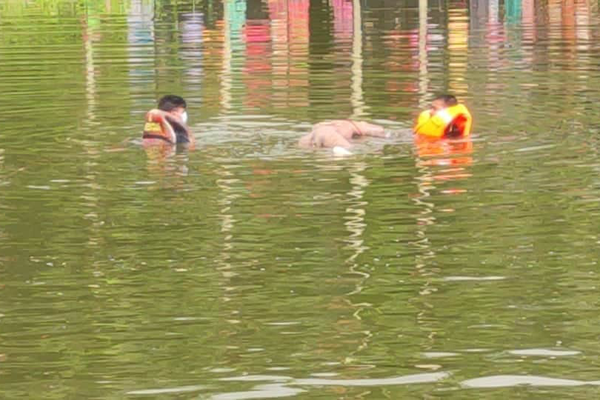 ফেনীর সোনাগাজীতে পুকুরে মিলল অজ্ঞাত যুবকের লাশ