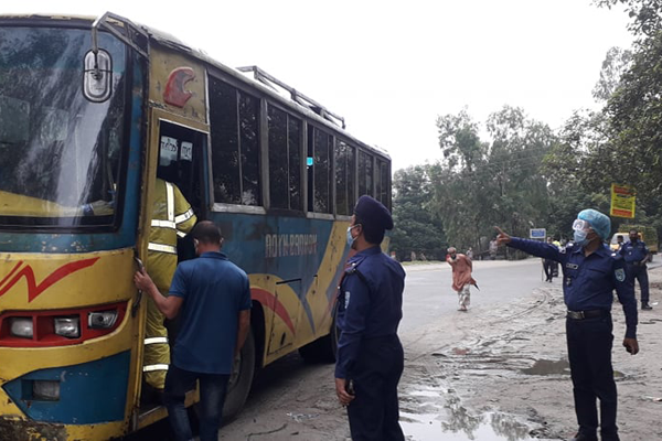 পঞ্চগড়ে ঈদকে সামনে রেখে তৎপরতা বাড়িয়েছে পুলিশ