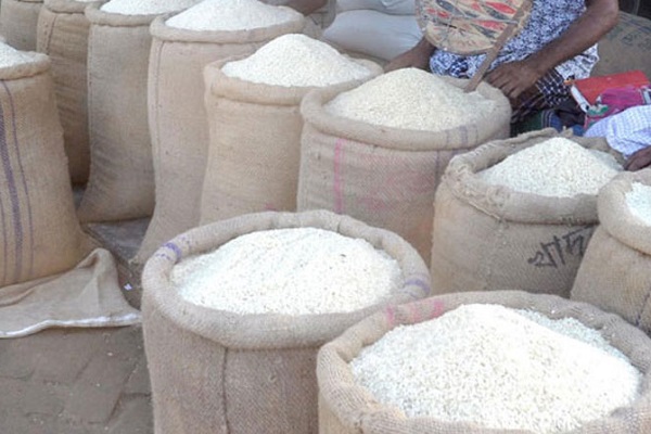 মোরেলগঞ্জে চোরাই সন্দেহে ৩৫ বস্তা চাল জব্দ