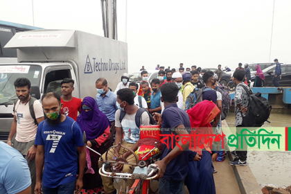 দৌলতদিয়া-পাটুরিয়ায় বেড়েছে ফেরির সংখ্যা, ঈদযাত্রার স্বস্তির আশা