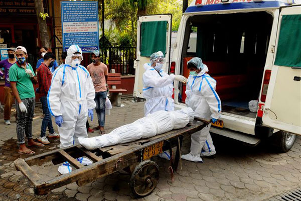 করোনা: মৃত্যুতে এবার ইতালিকেও ছাড়িয়ে গেল ভারত