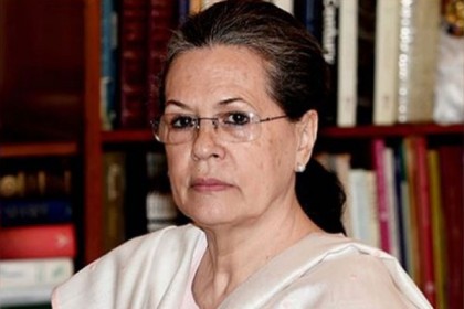 সোনিয়া গান্ধী হাসপাতালে
