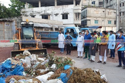 রাতারাতি রাজশাহী নগরীর কোরবানির পশুর বর্জ্য অপসারণ