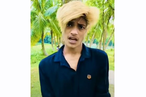 ‘টিকটক অপু’ গ্রেফতার