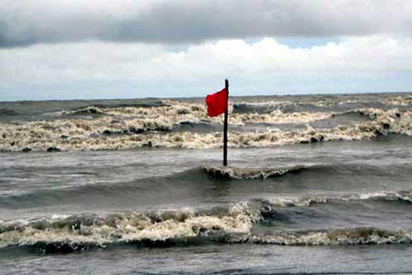সমুদ্রবন্দরগুলোতে ৩ নম্বর স্থানীয় সতর্ক সংকেত দেখানোর নির্দেশ