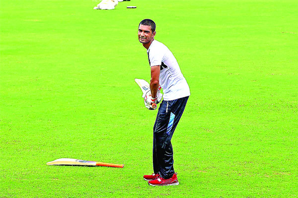 অনুশীলন শুরু করলেন মাহমুদুল্লাহ রিয়াদ