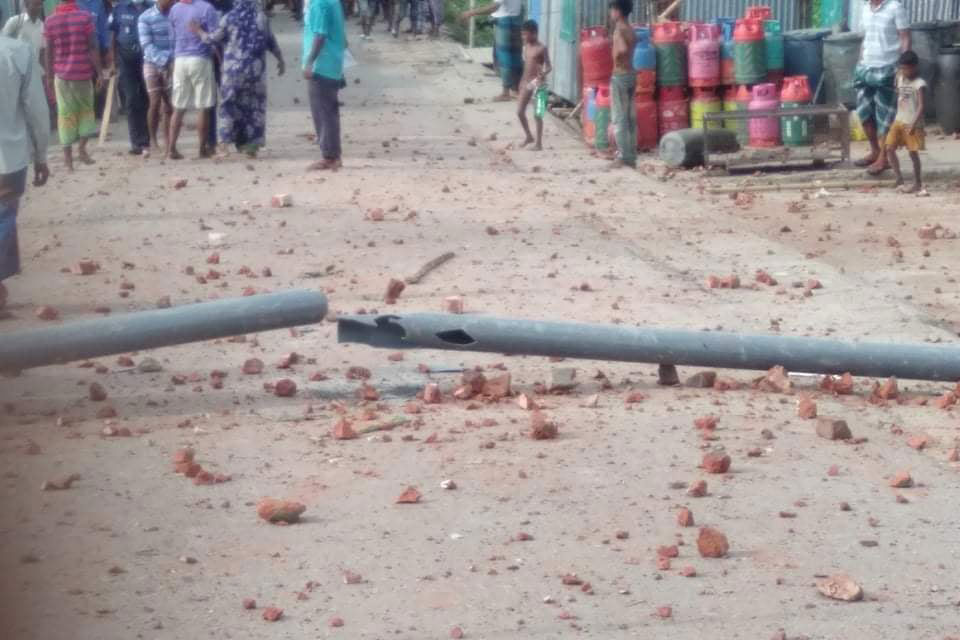 গরুর খামারের ঘর তৈরি নিয়ে ব্রাহ্মণবাড়িয়ায় দুই পক্ষের সংঘর্ষ, আহত ৫০ 

