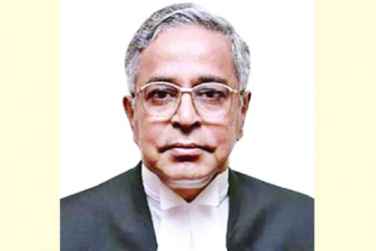 কর্মকর্তাদের বিরুদ্ধে দুর্নীতির সুনির্দিষ্ট অভিযোগ দিলে কঠোর ব্যবস্থা : প্রধান বিচারপতি