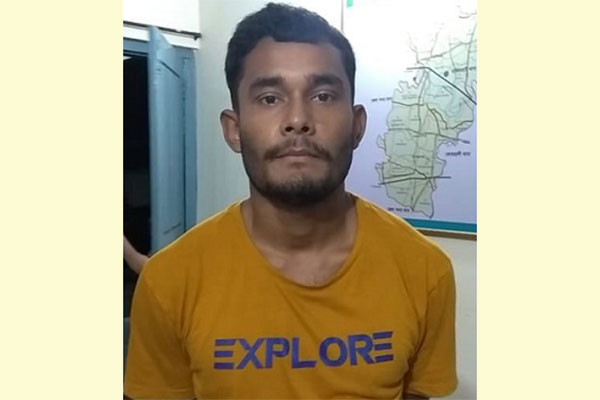 আত্মহত্যা নয়, অন্তঃসত্ত্বা স্কুলছাত্রীকে হত্যা করা হয় বালিশচাপা দিয়ে!