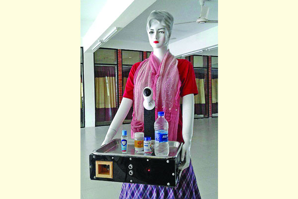 করোনা রোগীর সেবায় থাকবে রোবট