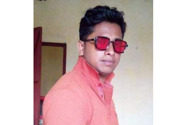 শ্রীপুরে সড়ক দুর্ঘটনায় কলেজছাত্র নিহত