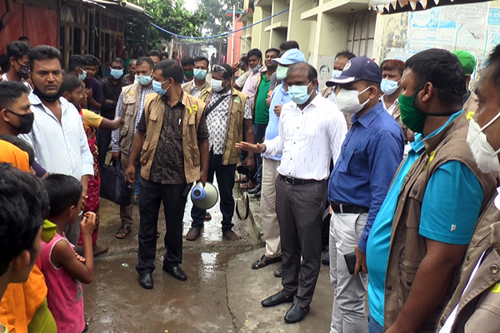 বরিশালের রসুলপুর বস্তিতে গোয়েন্দা পুলিশের ব্লক রেইড