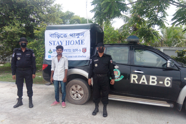খুলনায় কিশোরীকে অপহরণ ও ধর্ষণের অভিযোগে যুবক গ্রেফতার

