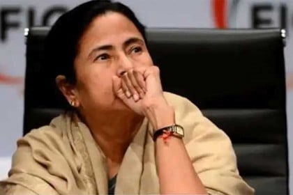 বাংলাদেশে আটকে পড়া ২৬৮০ ভারতীয়কে ফেরাতে মমতাকে কেন্দ্রীয় সরকারের অনুরোধ