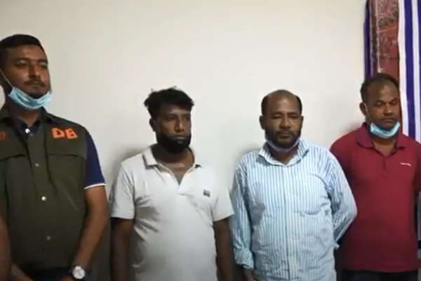 যশোরে চোর চক্রের তিন সদস্য আটক

