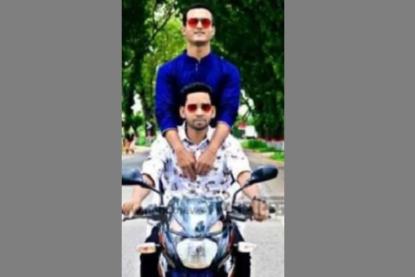ধামরাইয়ে বাস-মোটরসাইকেল সংঘর্ষে প্রাণ গেল দুই কলেজছাত্রের