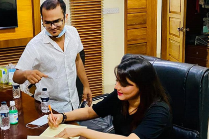
‘নবাব এলএলবি’ ছবিতে চুক্তিবদ্ধ হলেন মাহি