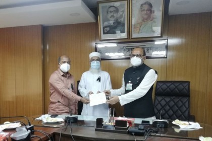  প্রাণিসম্পদ অধিদফতরের মহাপরিচালককে গ্রেড-১ পদে পদোন্নতি
