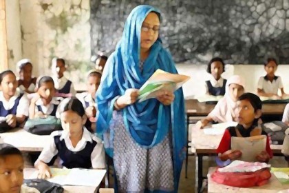 ‘‌‌একদিন অর্ধেক আরেক দিন বাকি অর্ধেক শিক্ষার্থী স্কুলে যাবে’
