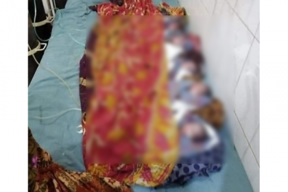 পাঁচ সন্তান প্রসবকারী নারী চিকিৎসা নিচ্ছেন ফ্লোরে! 