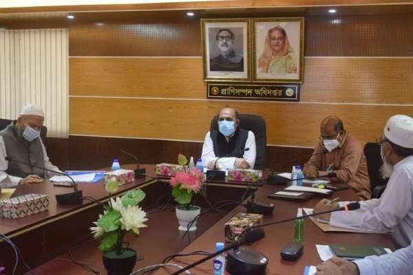 স্বচ্ছতা ও আন্তরিকতার সাথে প্রকল্প বাস্তবায়ন করতে হবে: মৎস্য ও প্রাণিসম্পদ মন্ত্রী