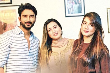 ‘আশীর্বাদ’: অপু আউট মাহি ইন, নায়ক রোশান