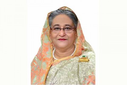 চাকরির পেছনে না ছুটে উদ্যোক্তা হওয়ার পরামর্শ প্রধানমন্ত্রীর