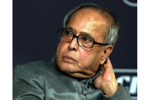 প্রণব মুখার্জির হৃদস্পন্দন স্থিতিশীল, এখনও ভেন্টিলেশনেই