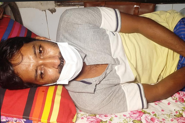 দুর্বৃত্তদের হামলায় নোয়াখালীতে বিদ্যুৎ বিভাগের লাইনম্যান আহত 