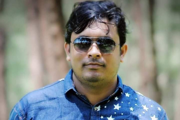 চকরিয়ায় পোকার কামড়ে প্রাণ গেল যুবকের
