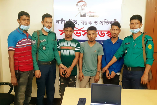 সিলেটে তিন ছিনতাইকারী গ্রেফতার