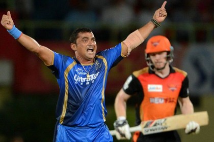 সিপিএলে ৪৮ বছর বয়সী তাম্বের ইতিহাস