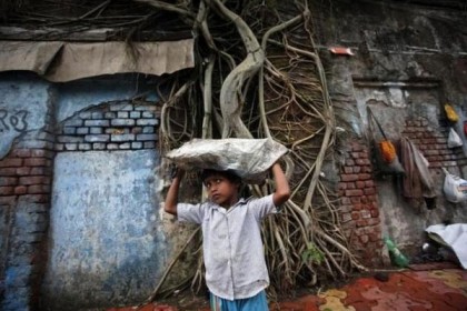 করোনায় পশ্চিমবঙ্গে শিশুশ্রম বেড়েছে  

