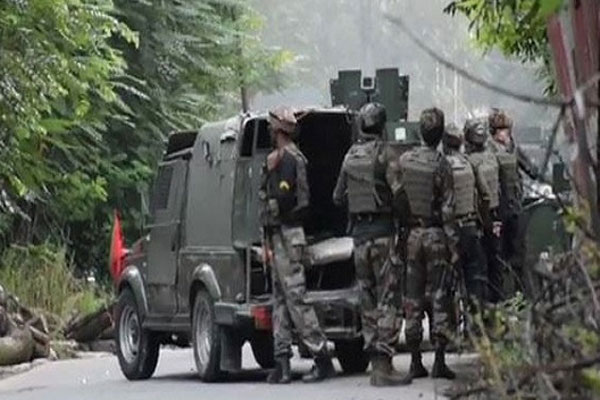 পুলওয়ামায় অভিযানে তিন জঙ্গি নিহত