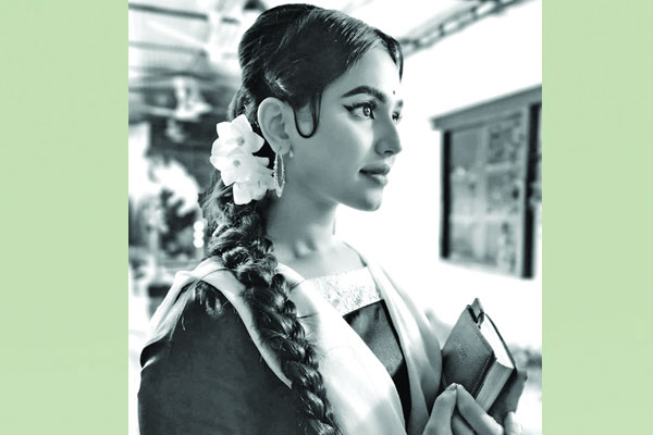 নতুন রূপে ফারিয়া