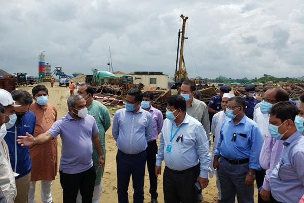 কক্সবাজারে খুরশকুল আশ্রয়ণ প্রকল্পের কার্যক্রম পরিদর্শন