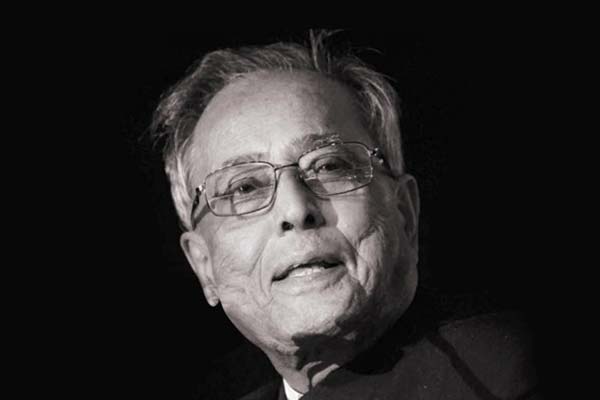 শিক্ষক থেকে রাষ্ট্রপতি, ভারতীয় রাজনীতির 'চাণক্য' প্রণব মুখার্জি

