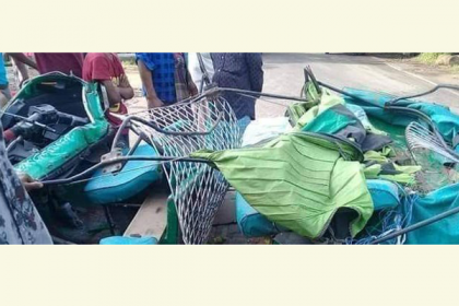 চট্টগ্রামে বাস-অটোরিকশার সংঘর্ষে কিশোরের মৃত্যু